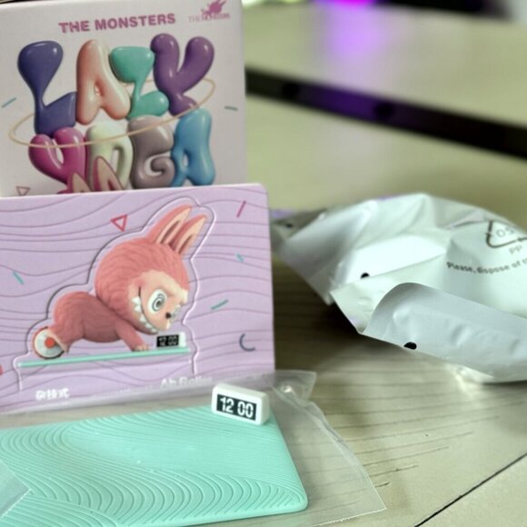 Pop Mart Labubu Lazy Yoga Series – Ab Roller- NIB - Picture 5 of 8